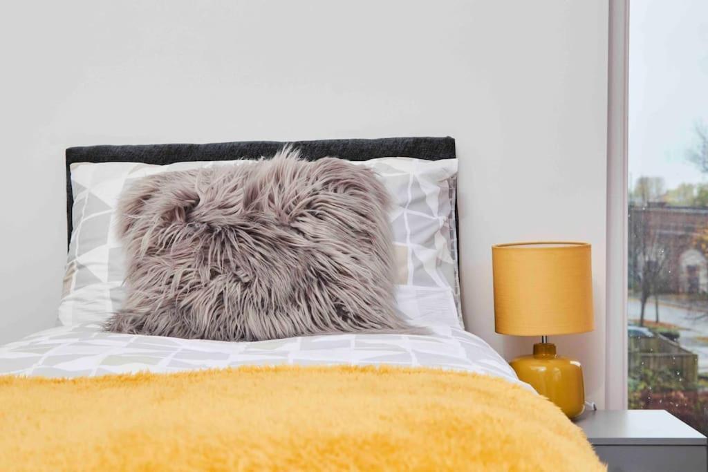 Dellehomes- Free Parking, Wfh, Family-Friendly マンチェスター エクステリア 写真